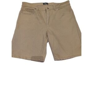 Men's beige short casual pant size M